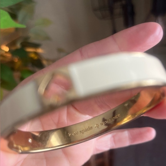 Kate Spade Heart Accent Bangle Bracelet - Picture 3 of 3